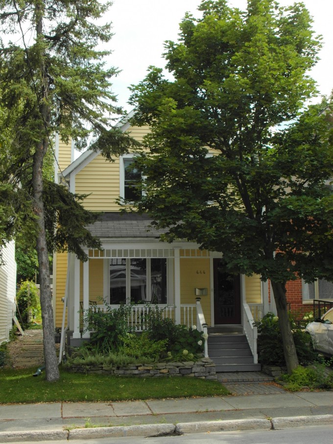 Old Ottawa South House Curious