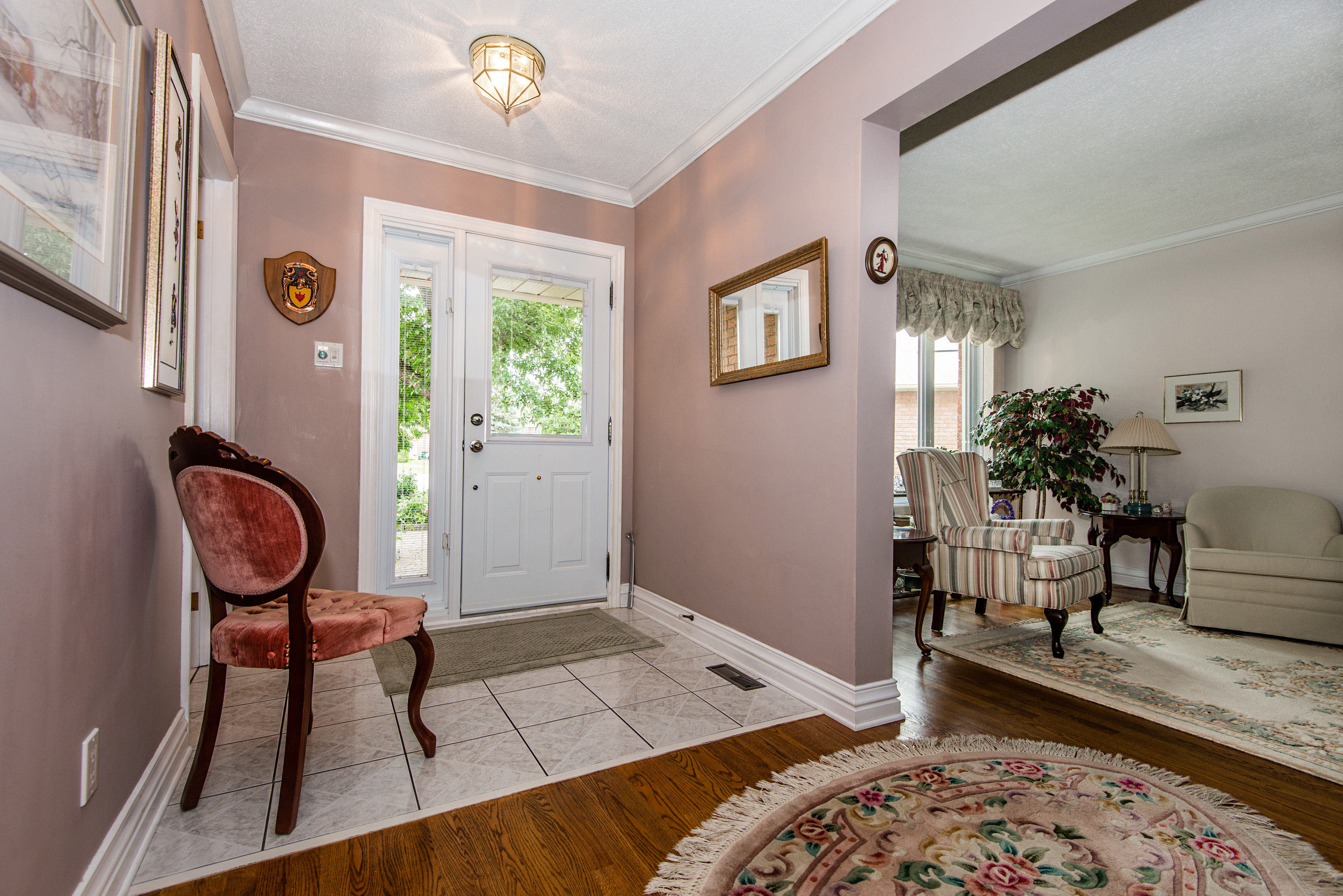 Centrepointe House Curious