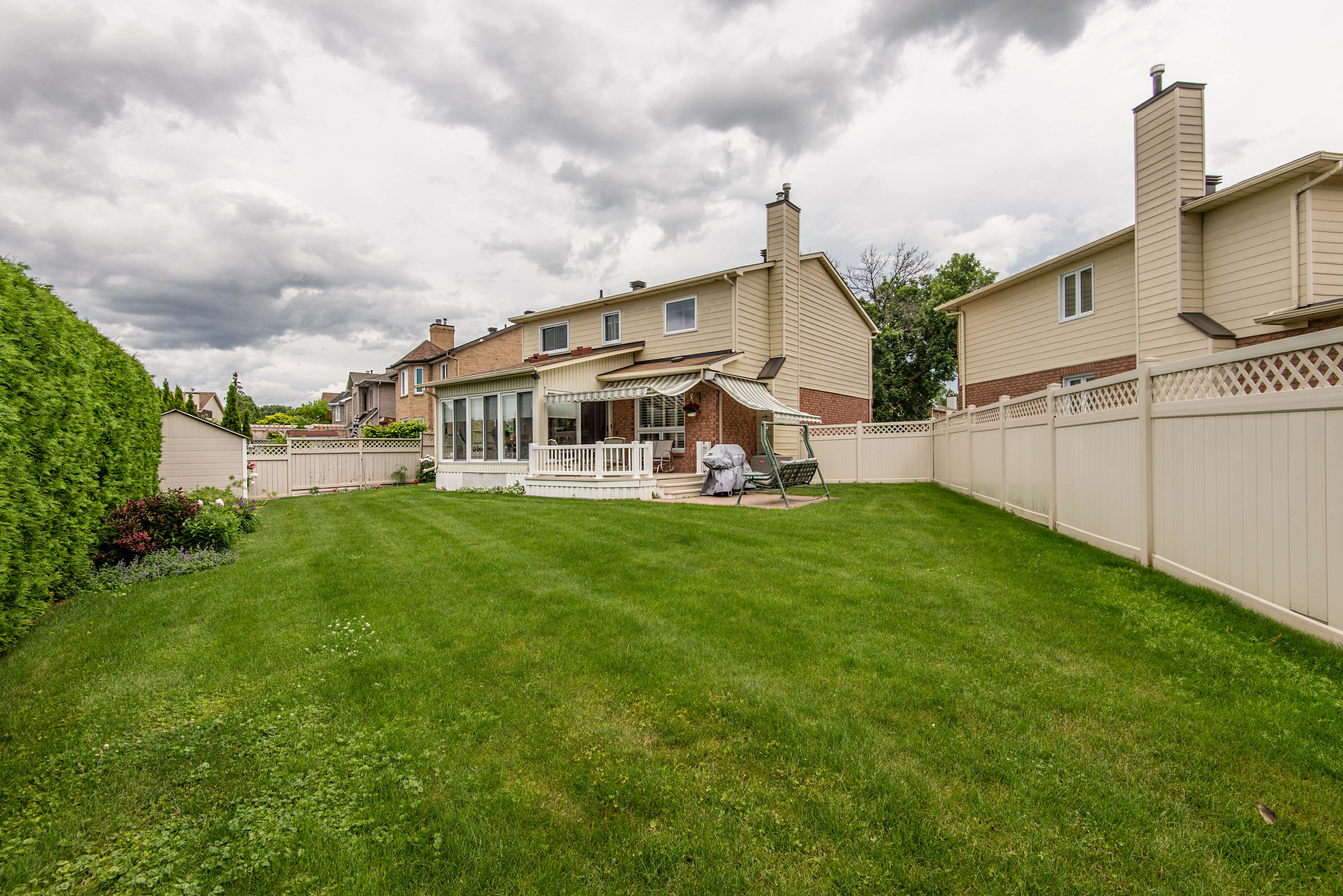 Centrepointe House Curious